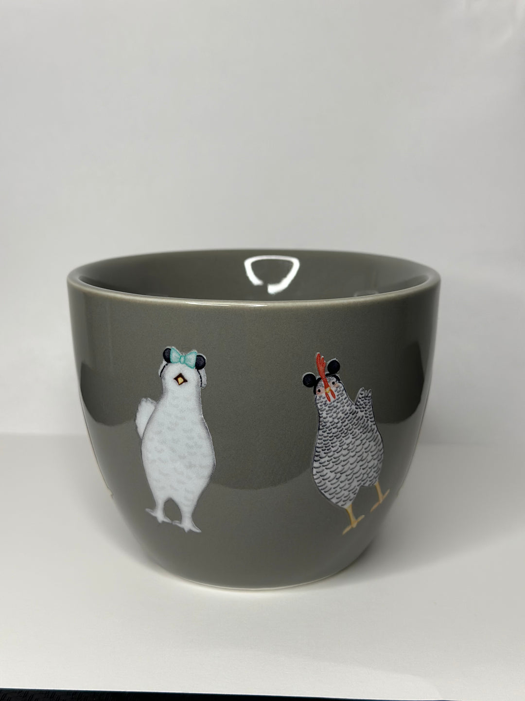 Grey chicken mug